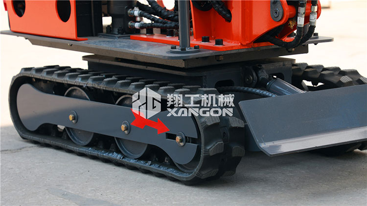 小型挖掘機細節(jié)圖